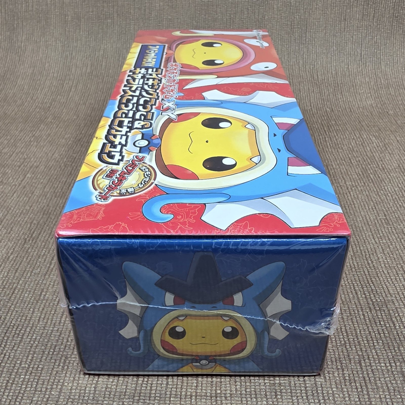 Special Box Pikachu Magikarp & Gyarados poncho (コイキングごっこ&ギャラドスごっこピカチュウ) – photo 5